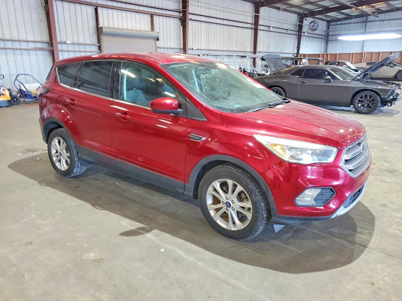 2017 FORD ESCAPE SE photo 4