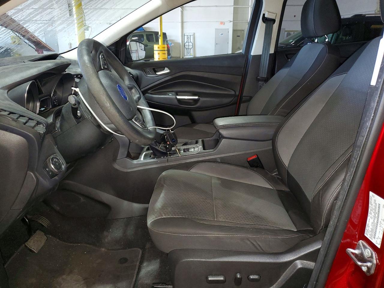 2017 FORD ESCAPE SE photo 7