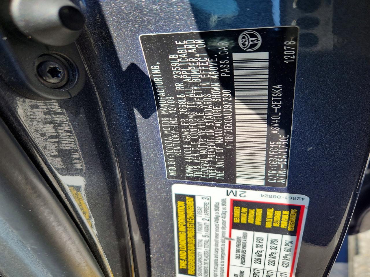 2010 TOYOTA CAMRY SE photo 23