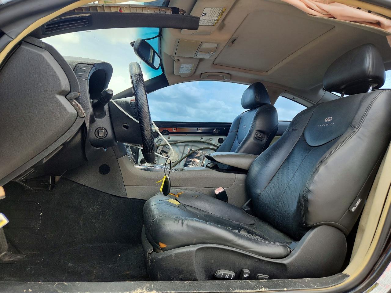 2011 INFINITI G37 COUPE BASE photo 13
