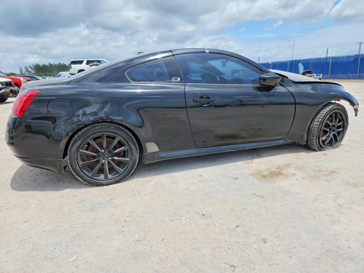 2011 INFINITI G37 COUPE BASE photo 5