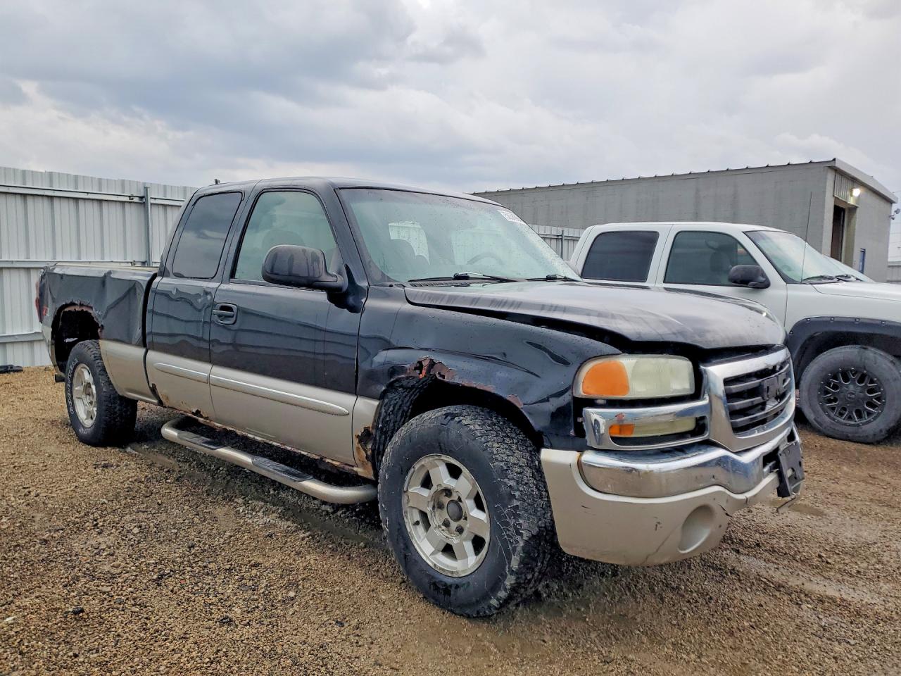 2004 GMC NEW SIERRA K1500 photo 10