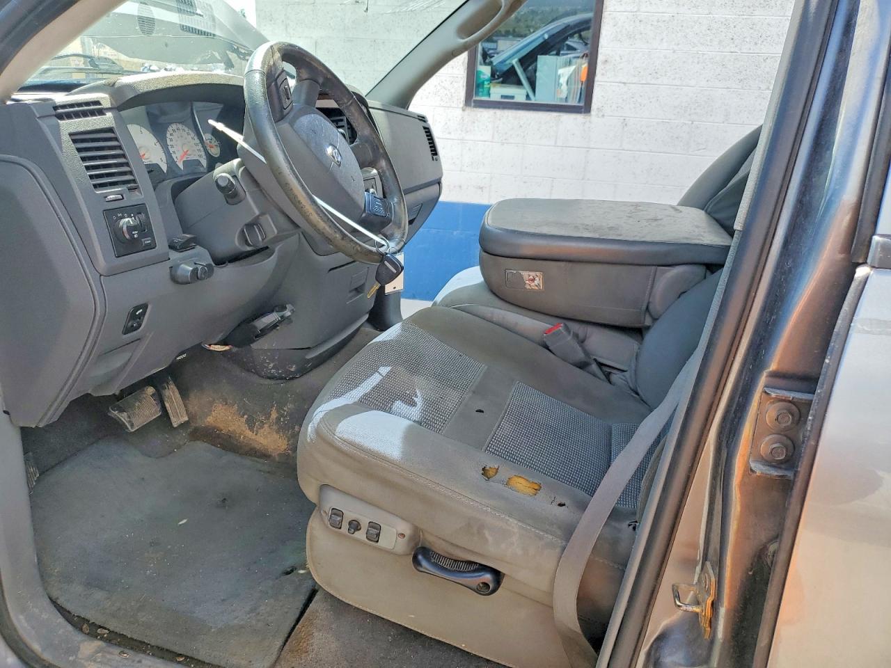 2006 DODGE RAM 2500 ST photo 19