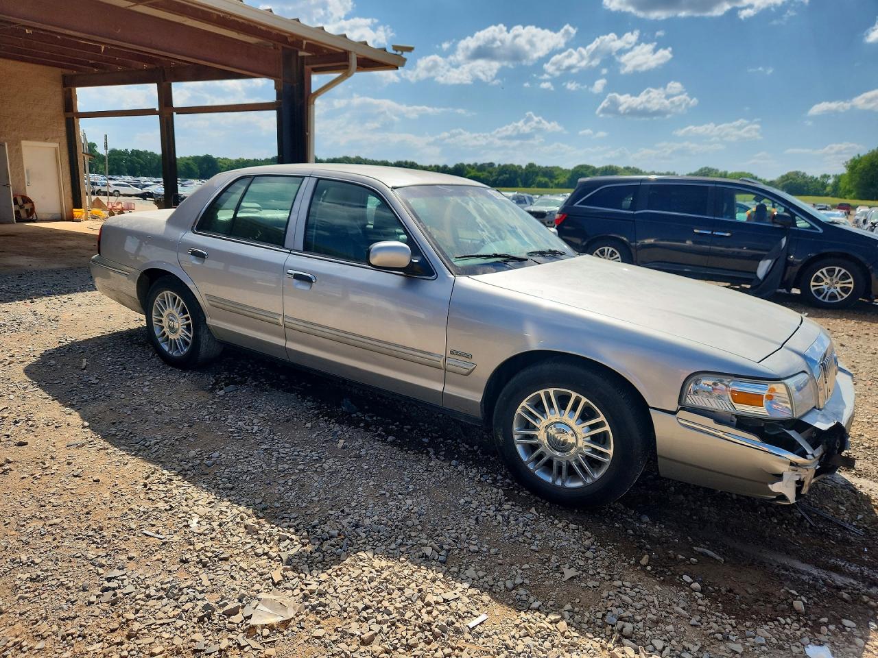 2010 MERCURY GRAND MARQUIS LS photo 10