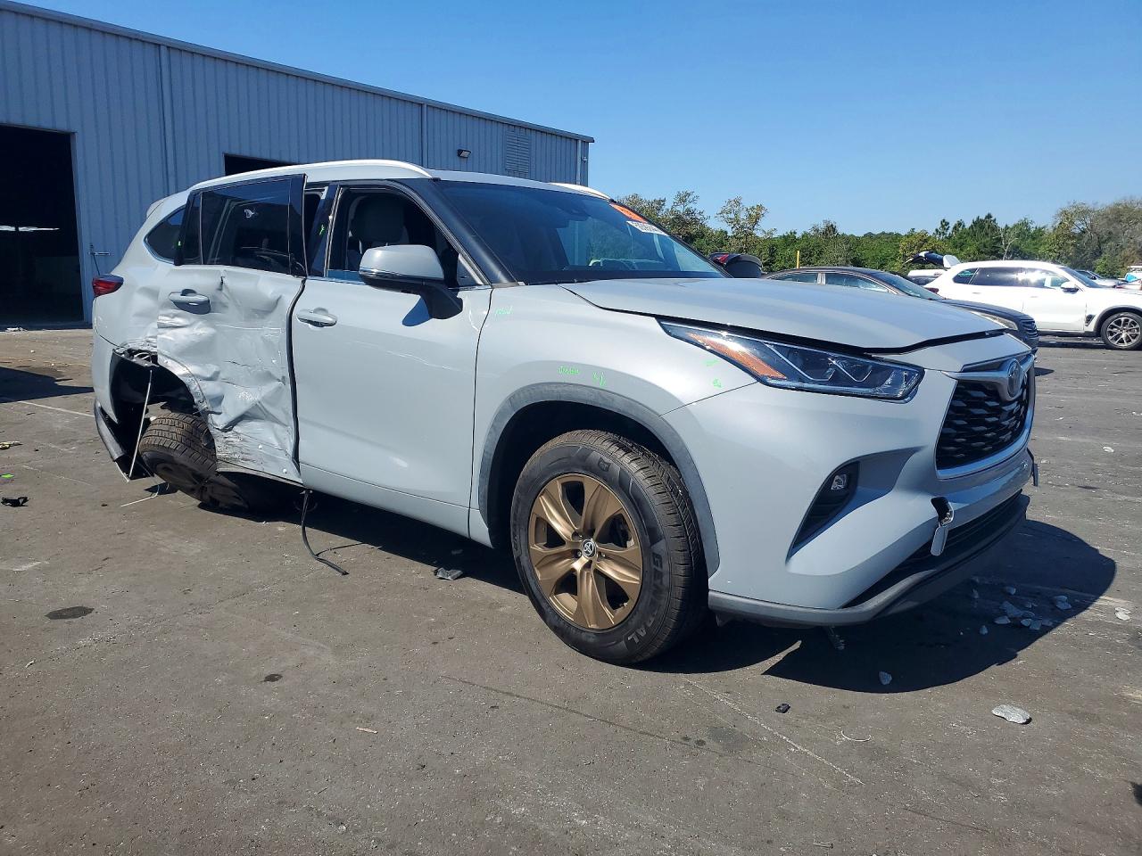 2022 TOYOTA HIGHLANDER HYBRID BRONZE EDITION photo 10