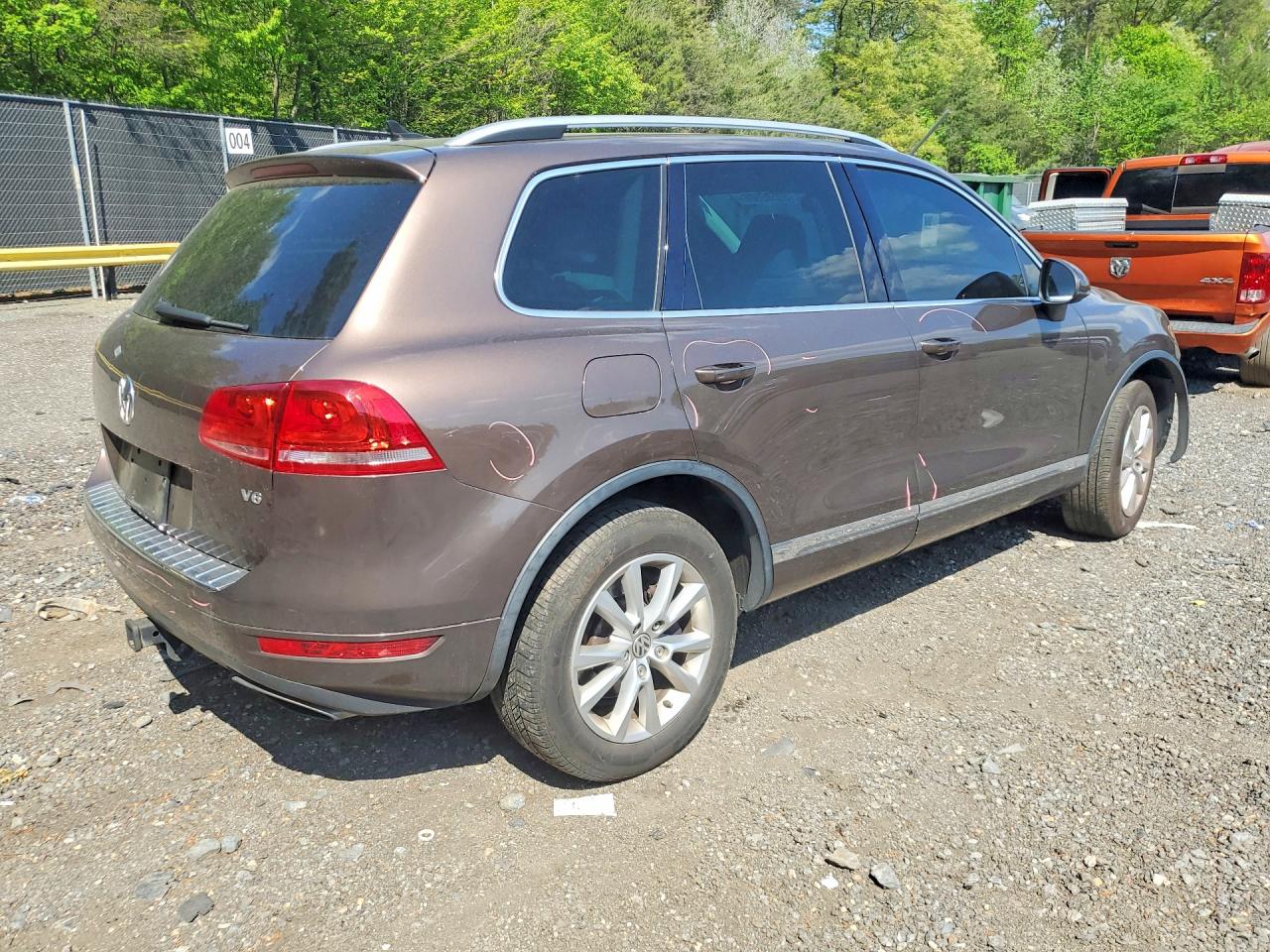 2014 VOLKSWAGEN TOUAREG V6 photo 7