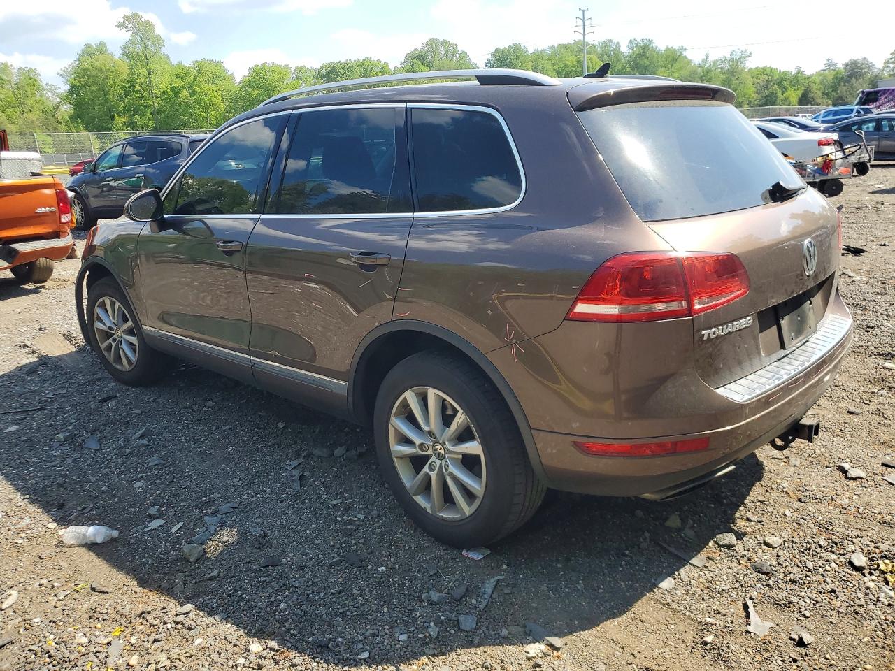 2014 VOLKSWAGEN TOUAREG V6 photo 4