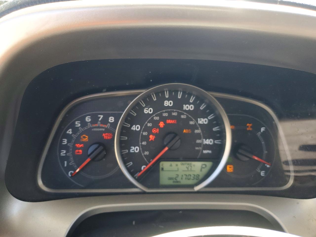 2015 TOYOTA RAV4 XLE photo 25