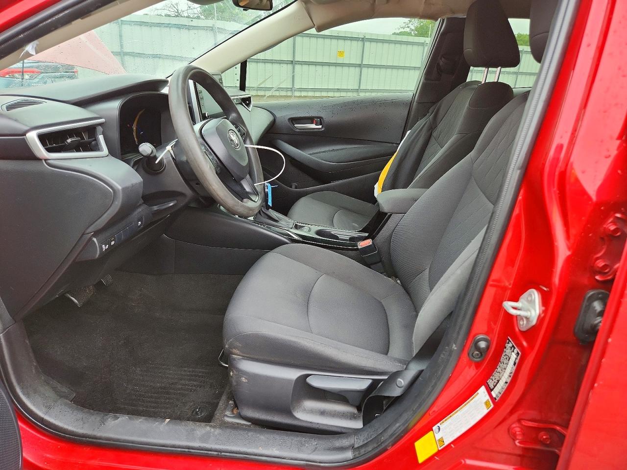 2020 TOYOTA COROLLA LE photo 7