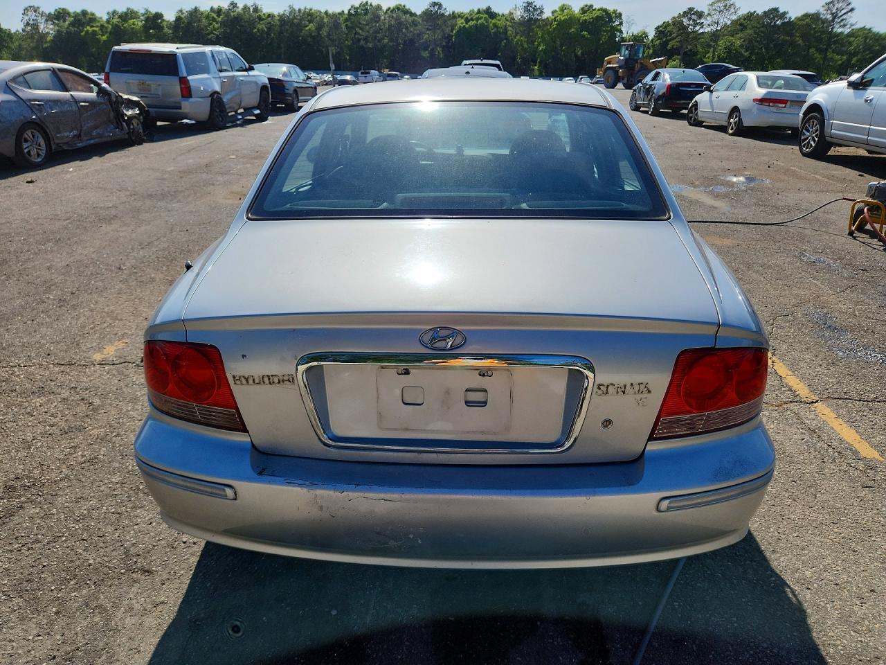 2005 HYUNDAI SONATA GLS photo 6