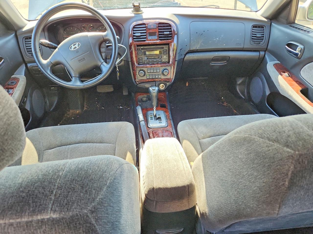 2005 HYUNDAI SONATA GLS photo 8