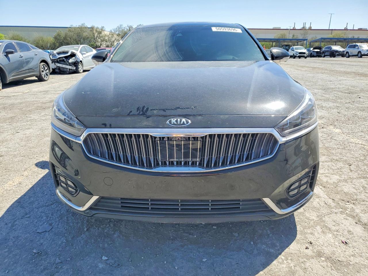 2017 KIA CADENZA LIMITED photo 13