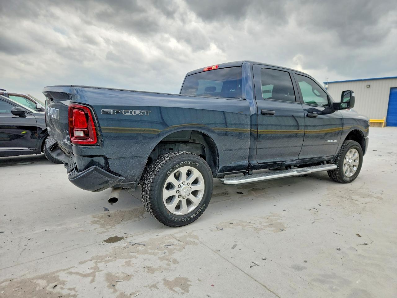 2026 RAM 2500 BIG HORN photo 7