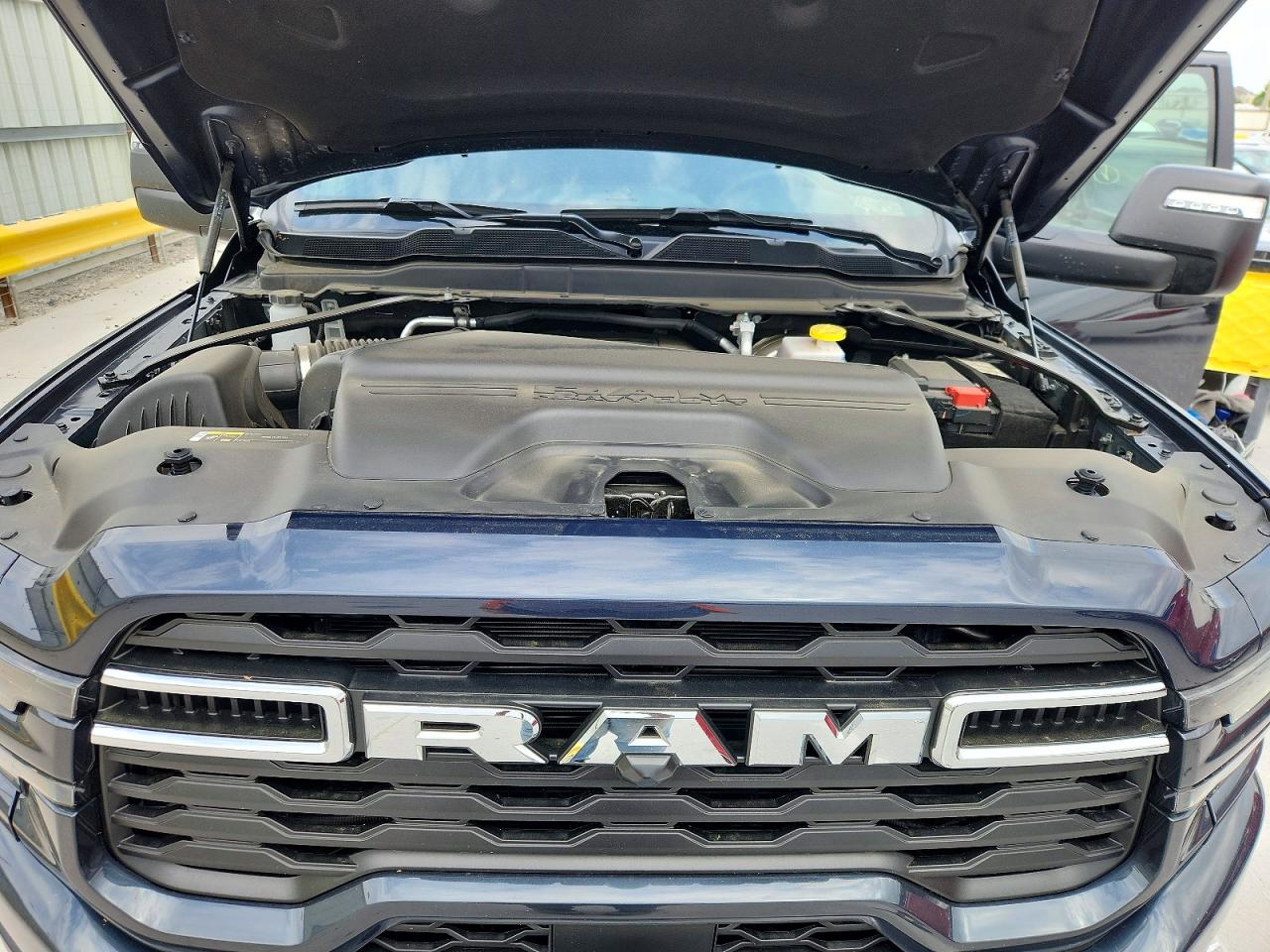 2026 RAM 2500 BIG HORN photo 31