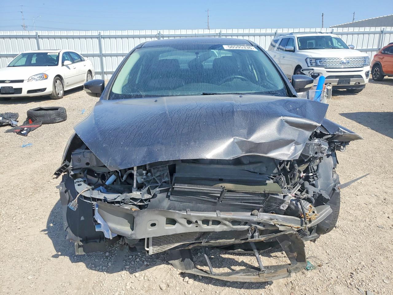 2015 FORD FOCUS SE photo 5