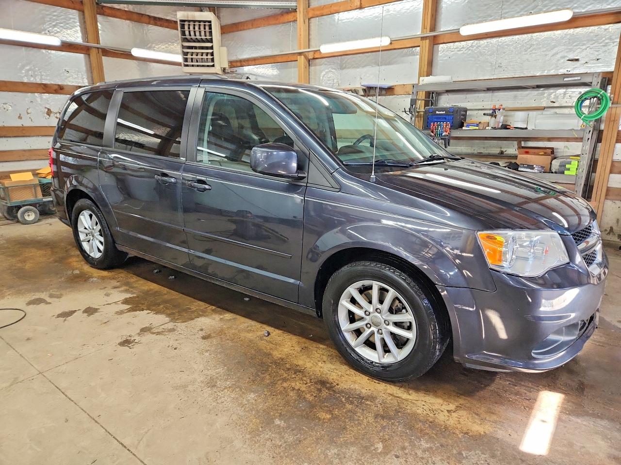 2013 DODGE GRAND CARAVAN SXT photo 4
