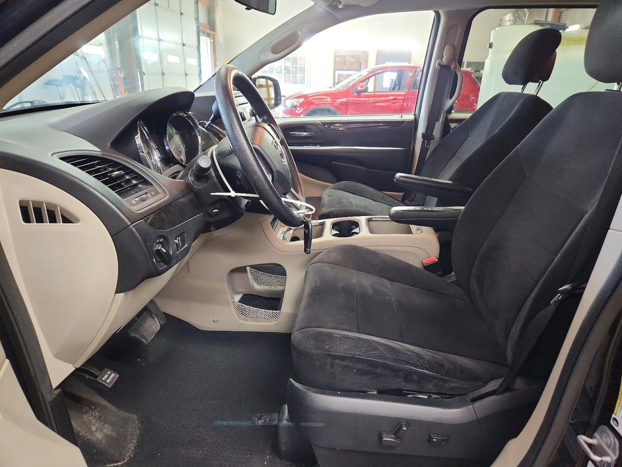 2013 DODGE GRAND CARAVAN SXT photo 7
