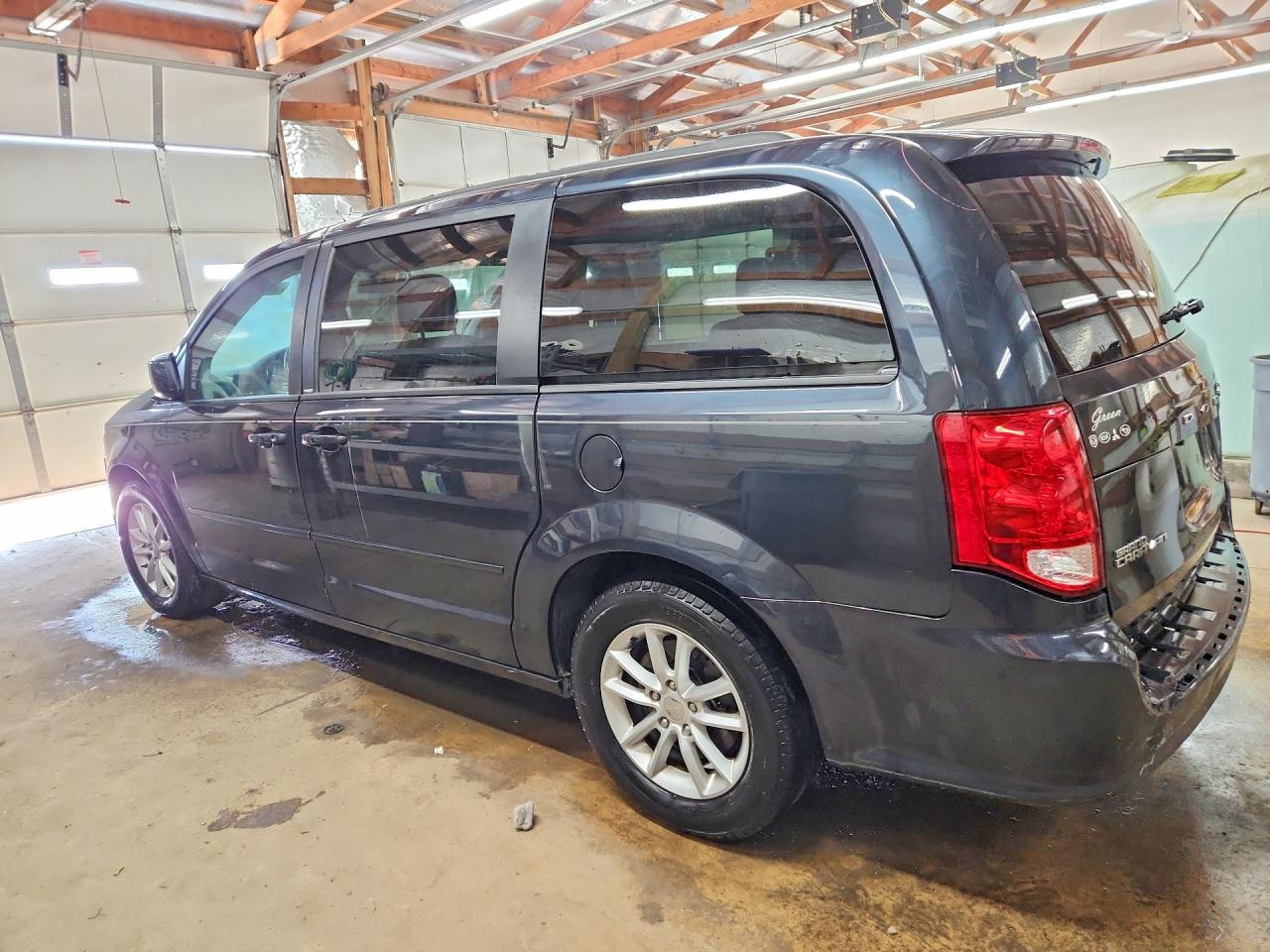 2013 DODGE GRAND CARAVAN SXT photo 2