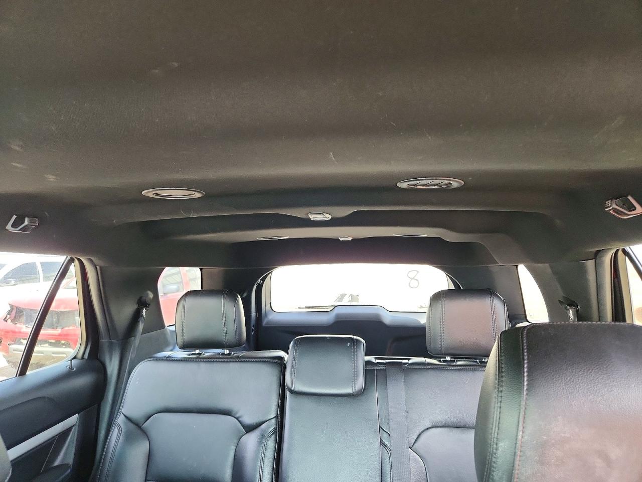 2016 FORD EXPLORER XLT photo 28