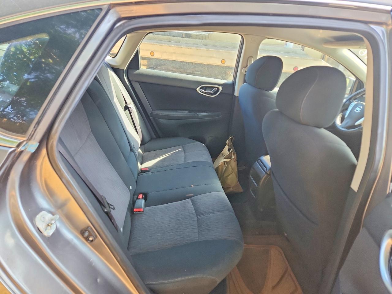 2015 NISSAN SENTRA SV photo 19