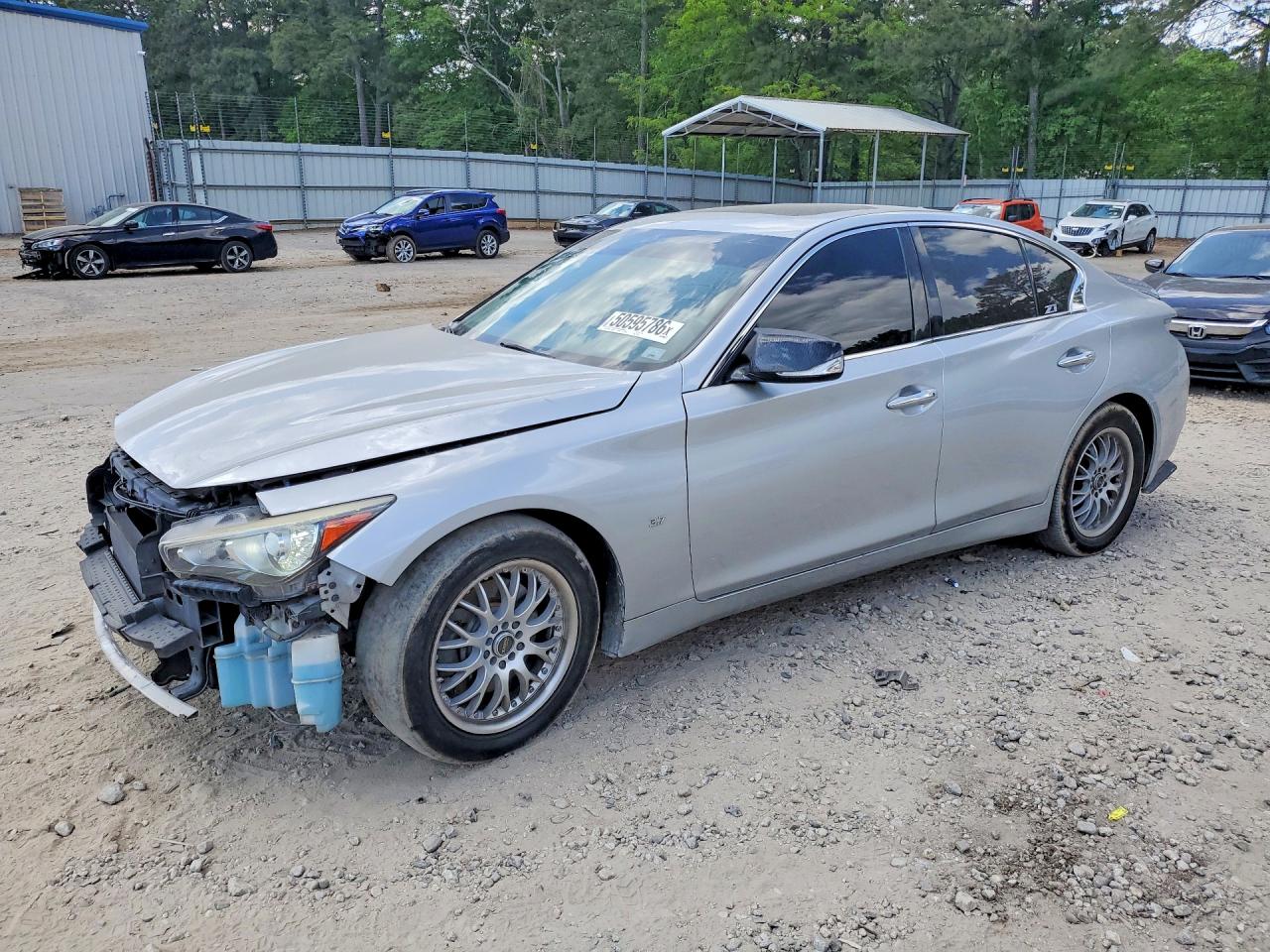 2015 INFINITI Q50