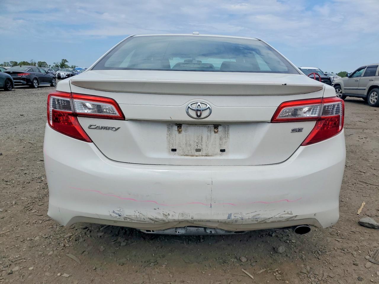 2012 TOYOTA CAMRY SE SPORT LIMITED EDITION photo 11