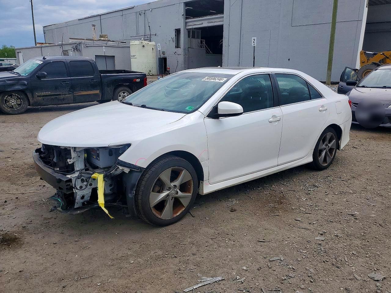 2012 TOYOTA CAMRY
