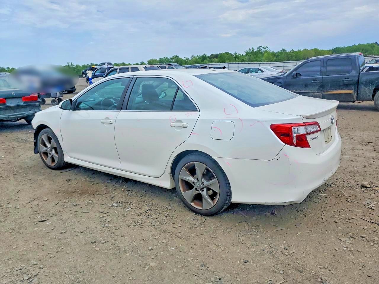 2012 TOYOTA CAMRY SE SPORT LIMITED EDITION photo 3
