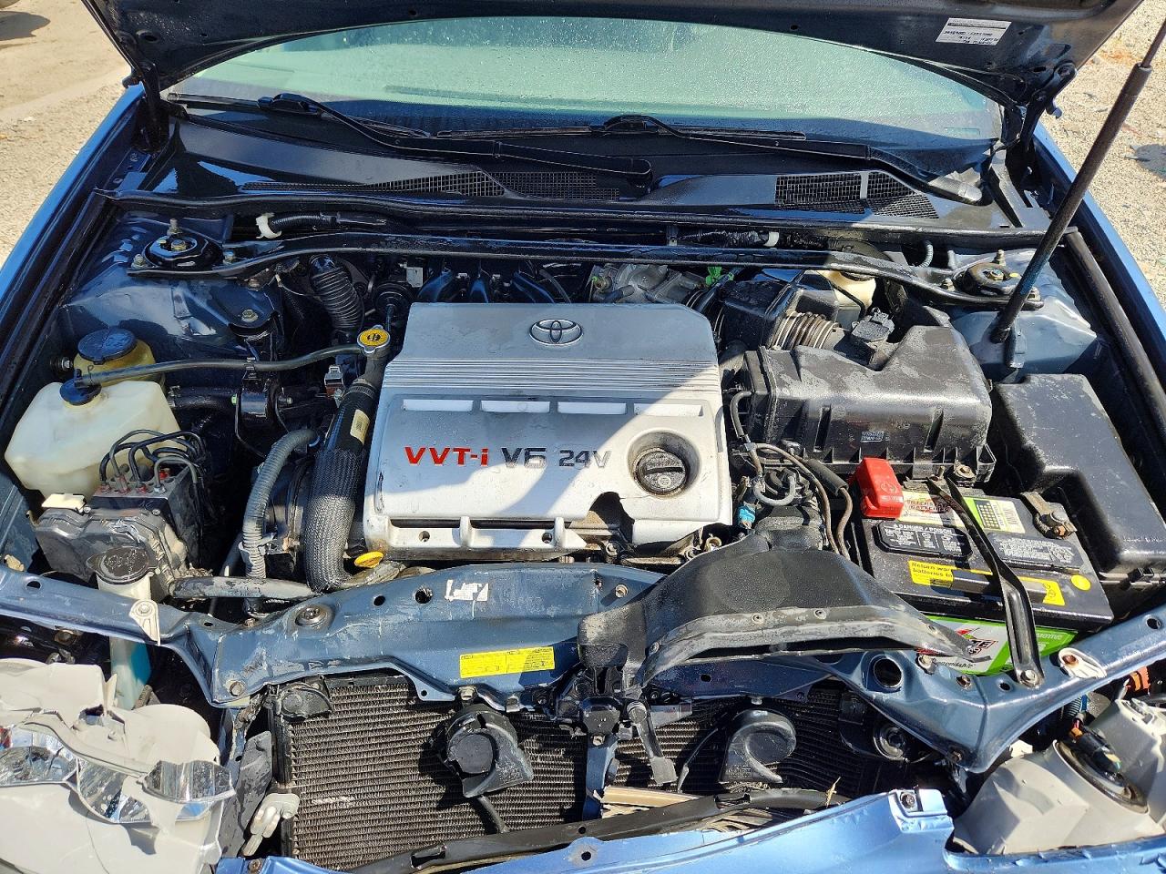 2004 TOYOTA CAMRY XLE V6 photo 11