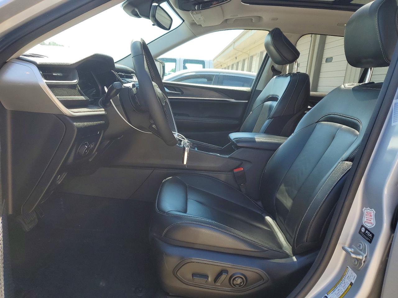 2023 JEEP GRAND CHEROKEE LIMITED 4XE photo 19