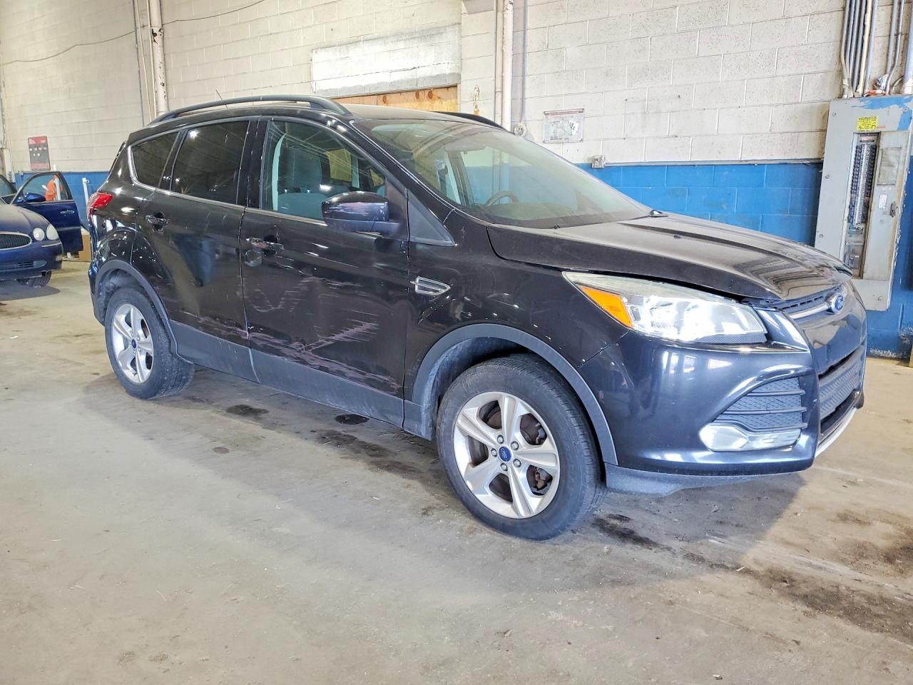 2015 FORD ESCAPE SE photo 10