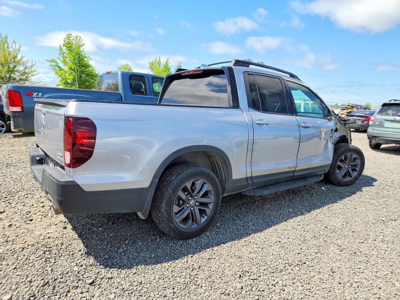 2021 HONDA RIDGELINE SPORT photo 5