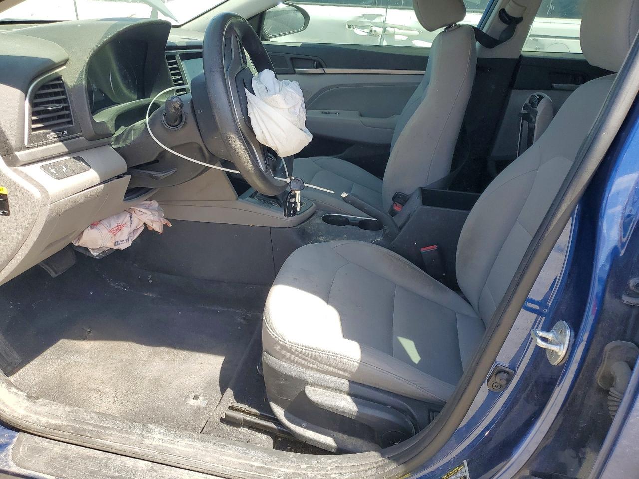 2018 HYUNDAI ELANTRA SEL photo 13