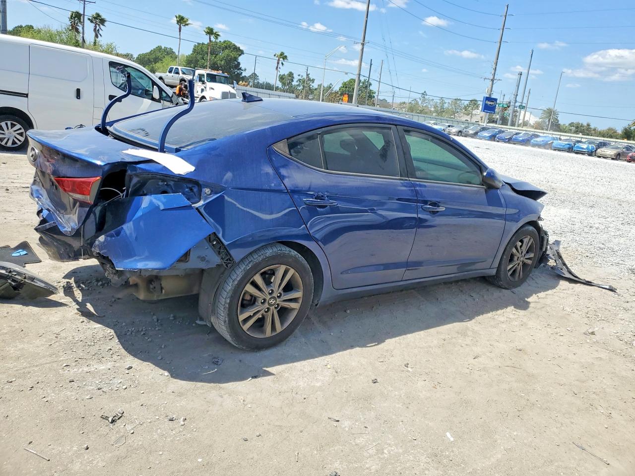 2018 HYUNDAI ELANTRA SEL photo 5