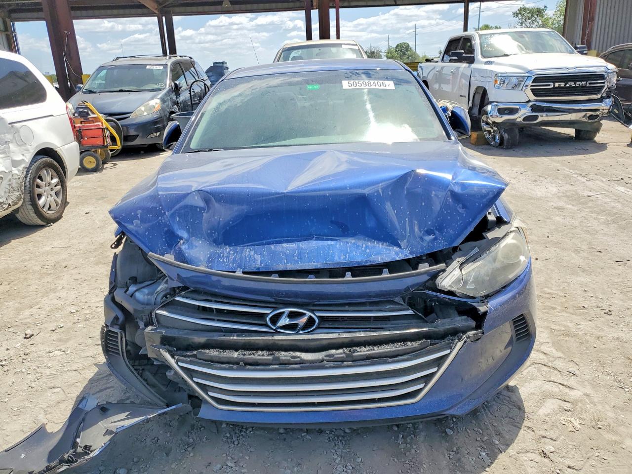 2018 HYUNDAI ELANTRA SEL photo 9