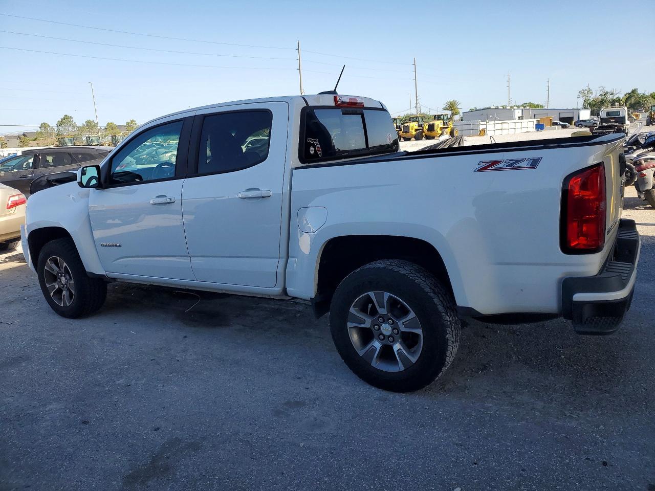 2020 CHEVROLET COLORADO Z71 photo 2