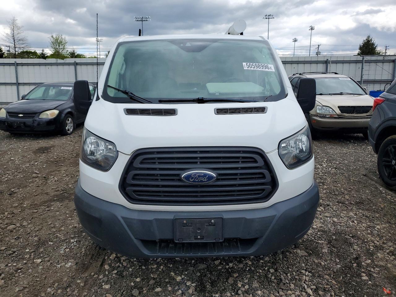 2017 FORD TRANSIT T-250 photo 9