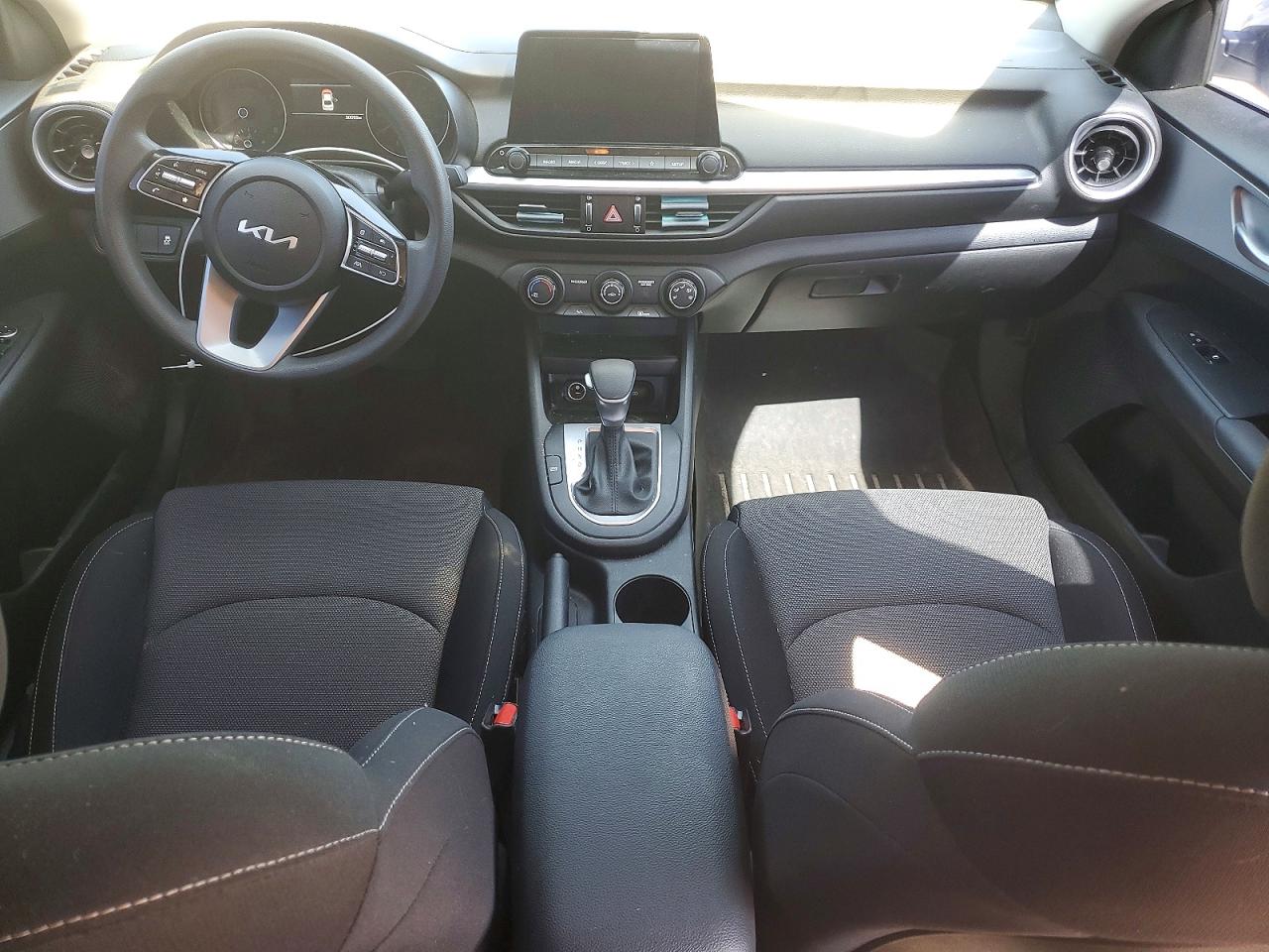 2024 KIA FORTE LXS photo 8