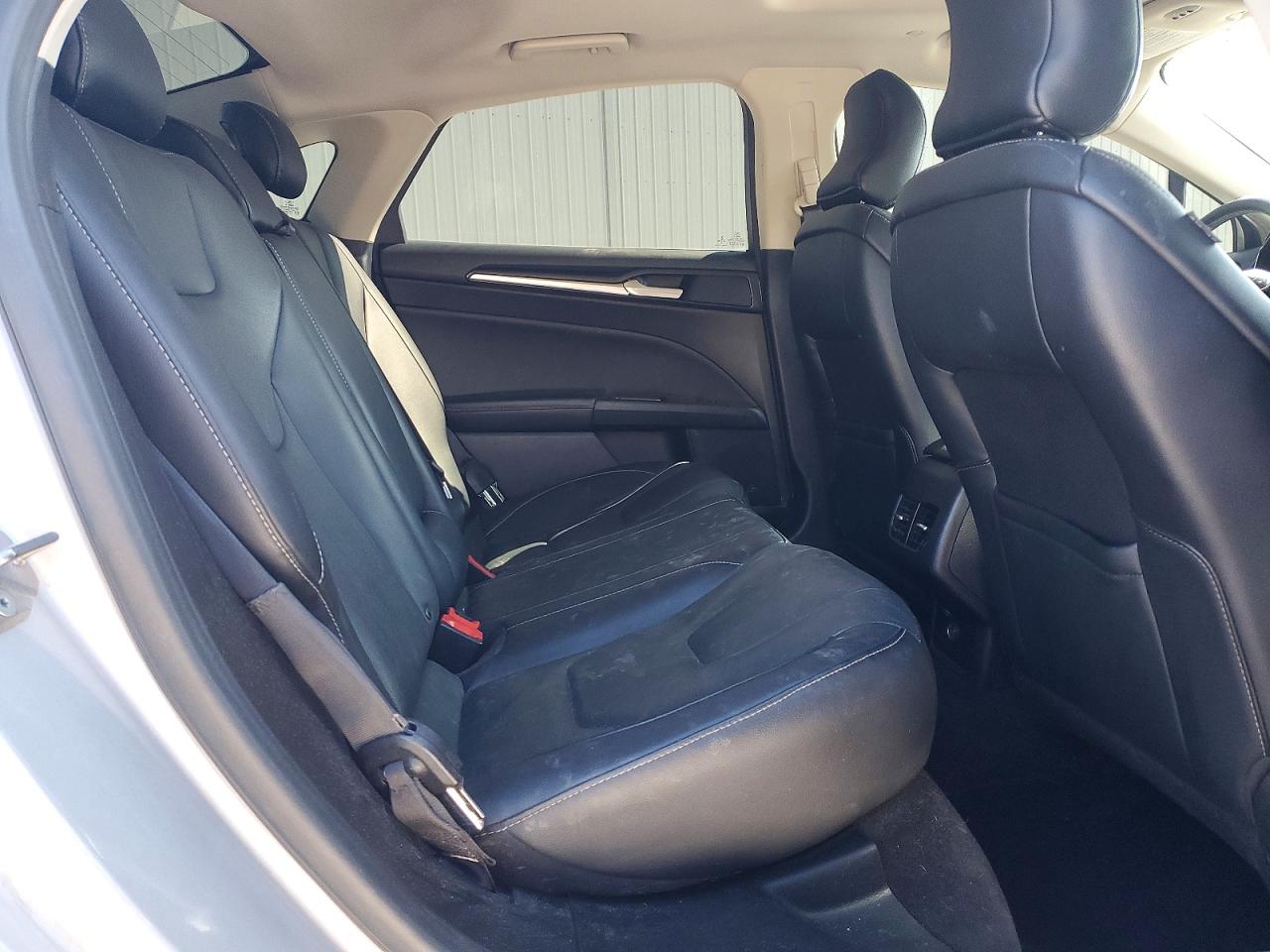 2019 FORD FUSION TITANIUM photo 19