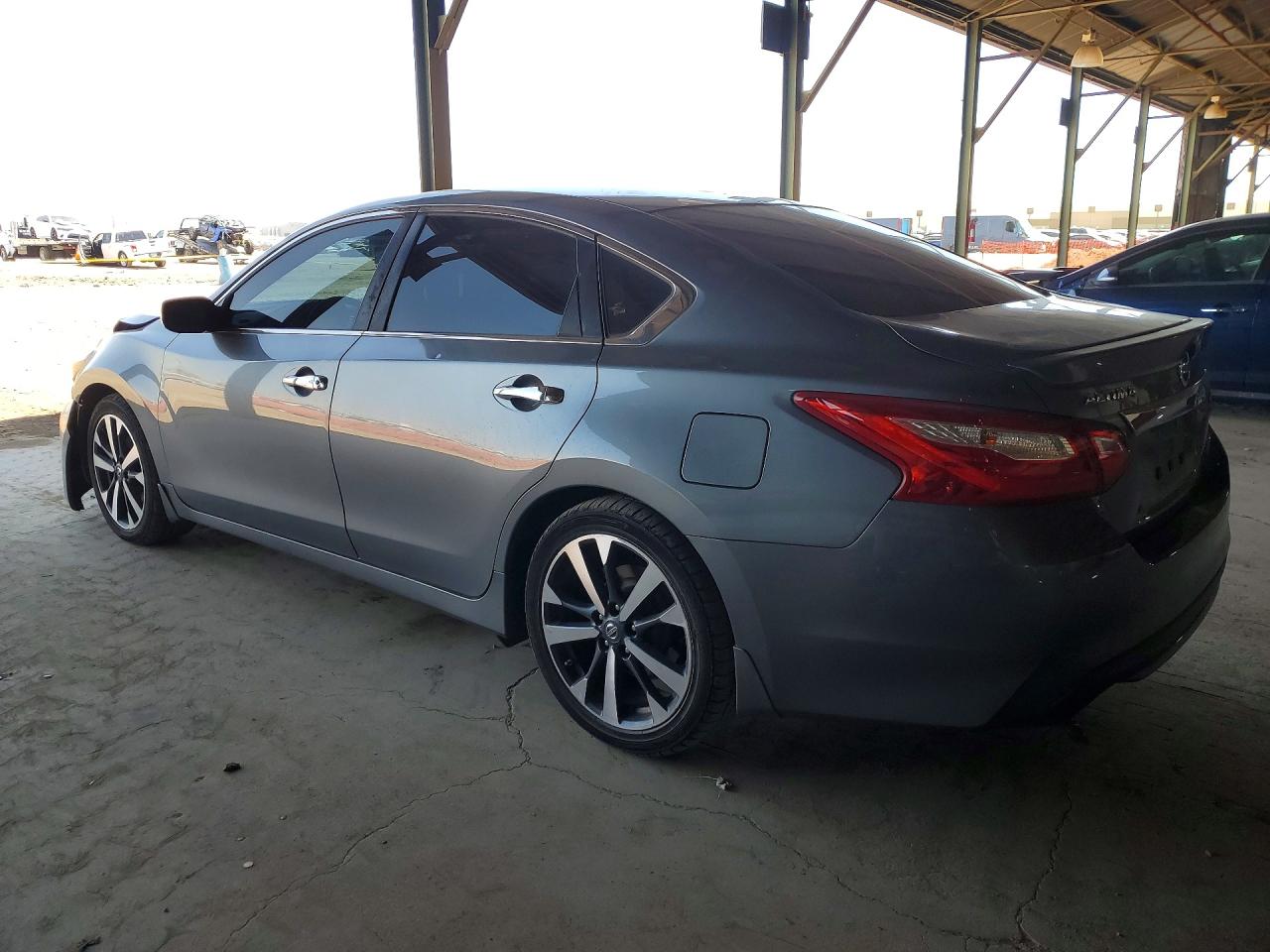 2016 NISSAN ALTIMA 2.5 SR photo 3