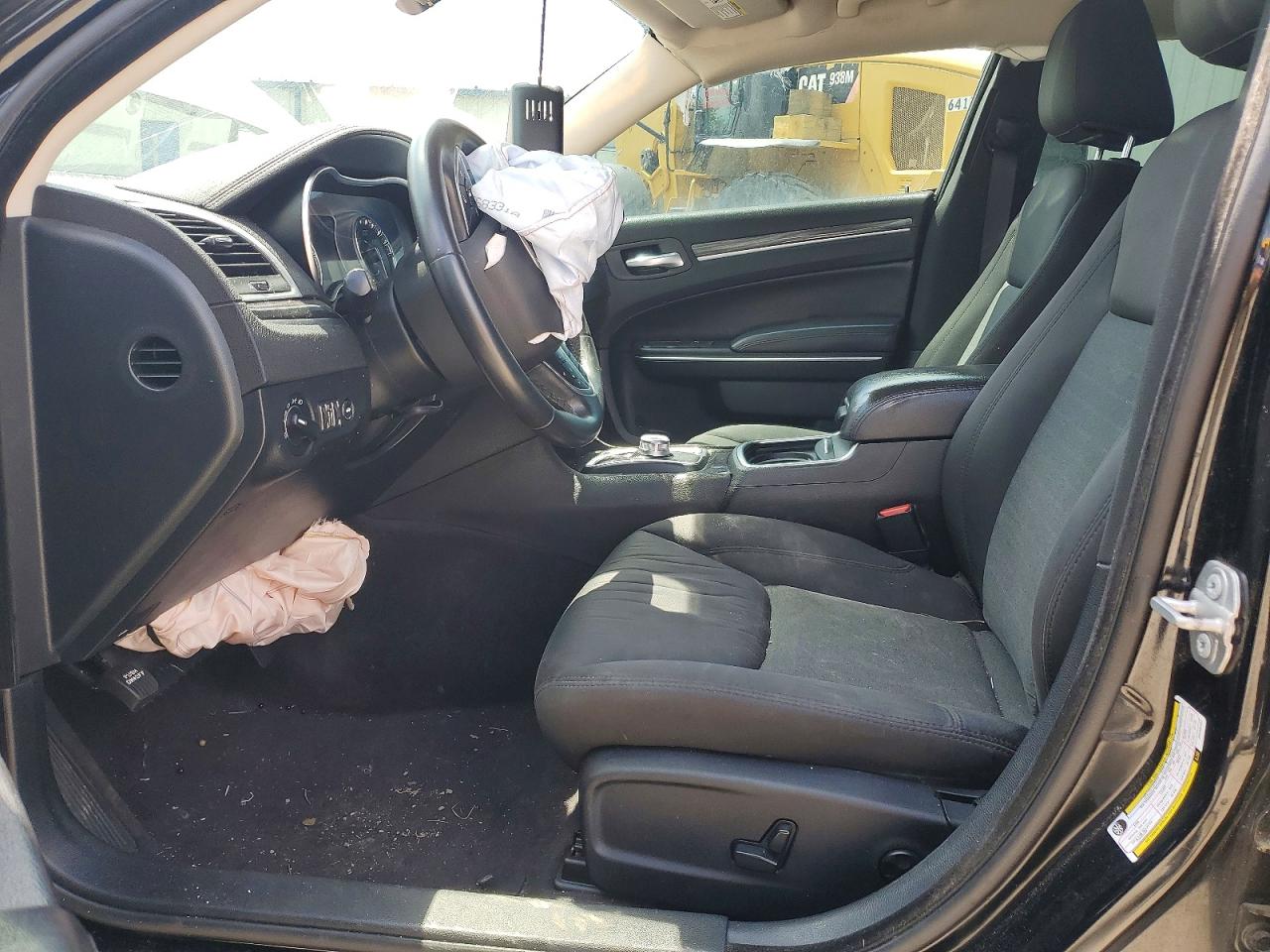 2018 CHRYSLER 300 TOURING photo 7