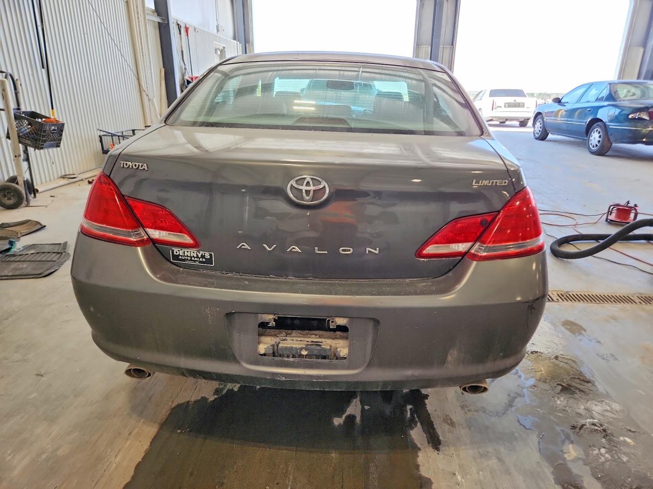 2006 TOYOTA AVALON LIMITED photo 6