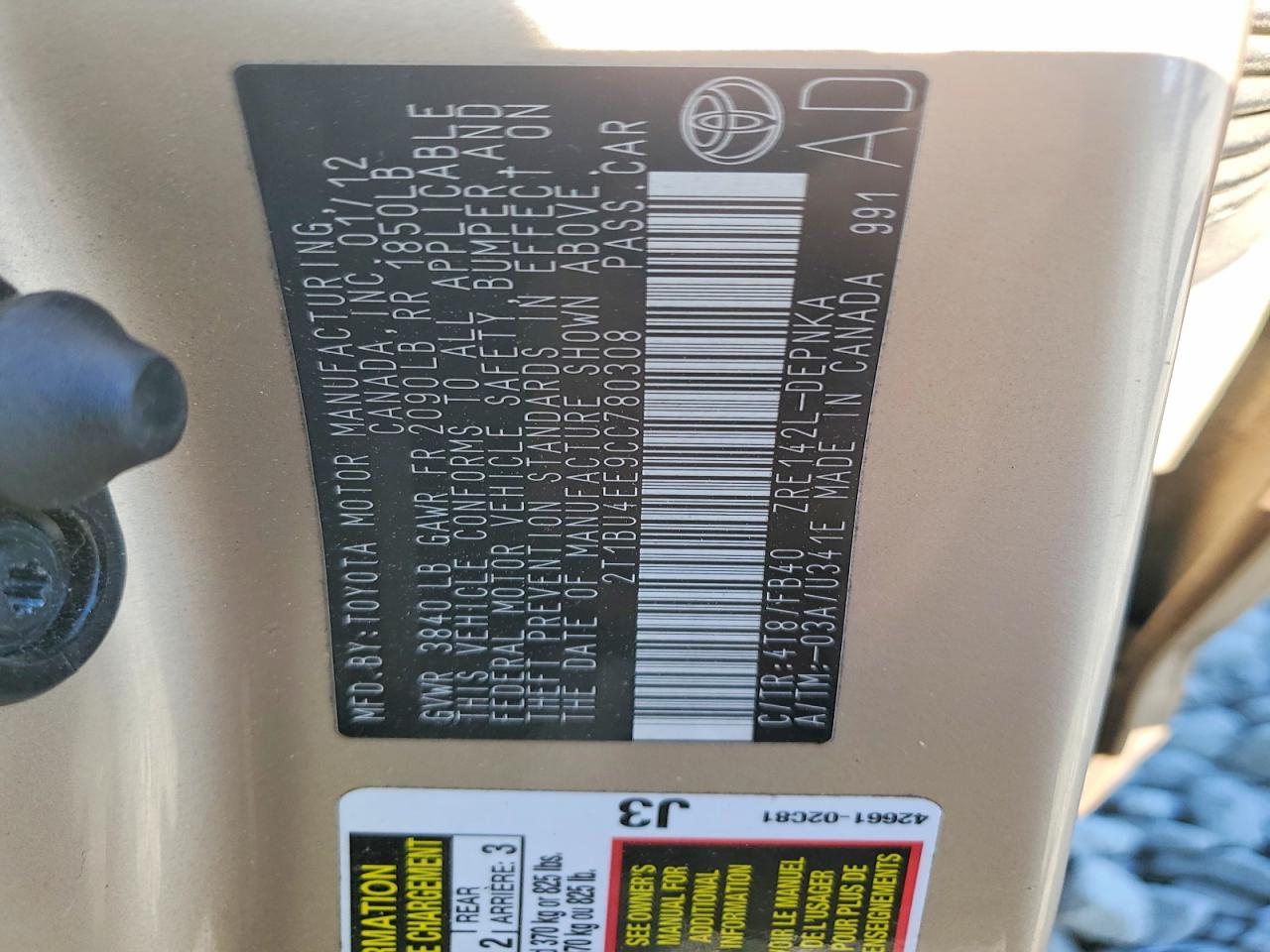 2012 TOYOTA COROLLA LE photo 34