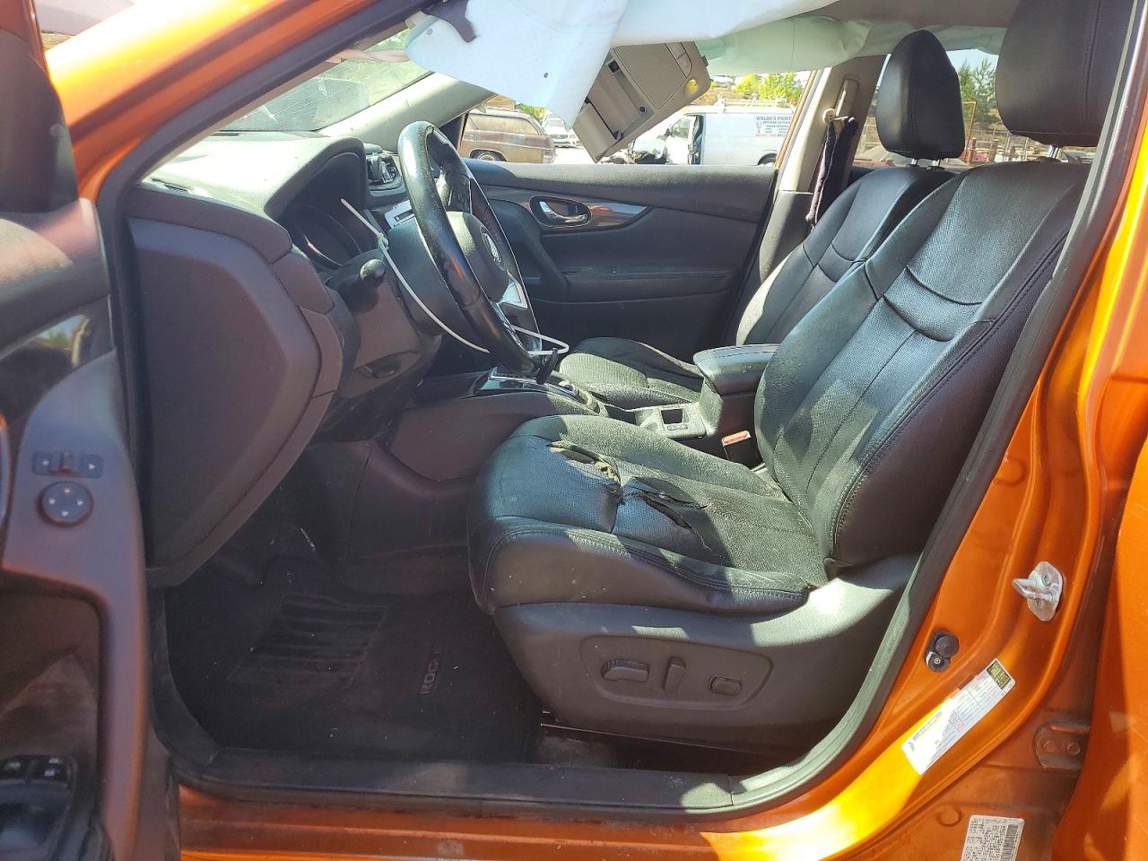 2017 NISSAN ROGUE SV photo 19