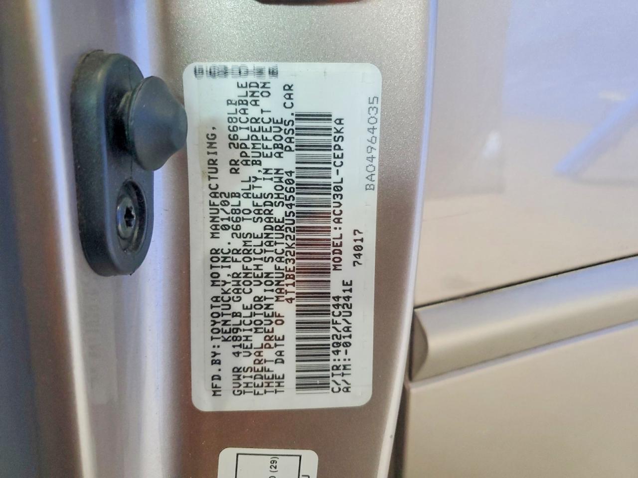 2002 TOYOTA CAMRY photo 23