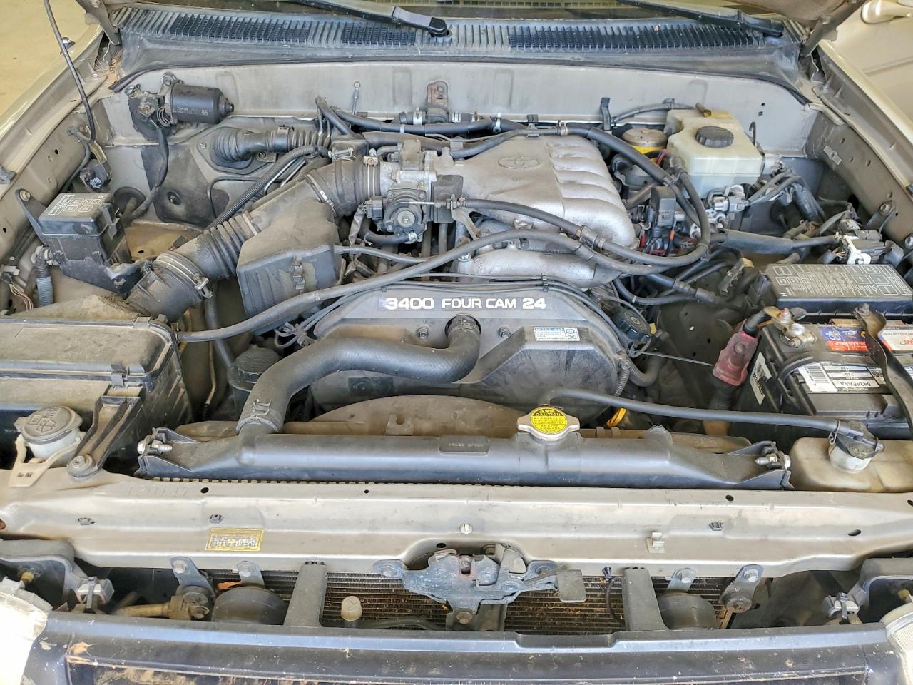 2001 TOYOTA 4RUNNER SR5 photo 23