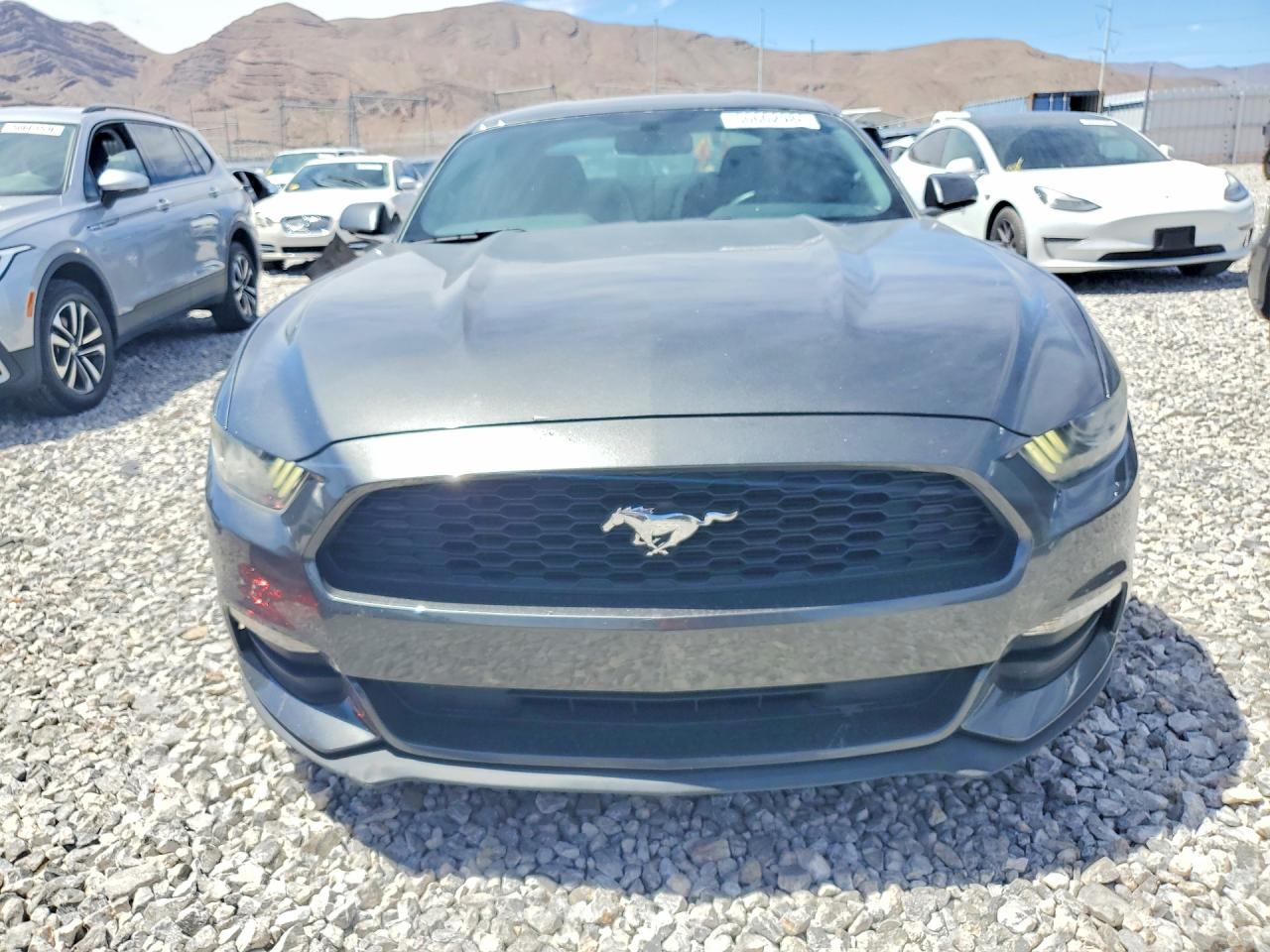 2017 FORD MUSTANG photo 9