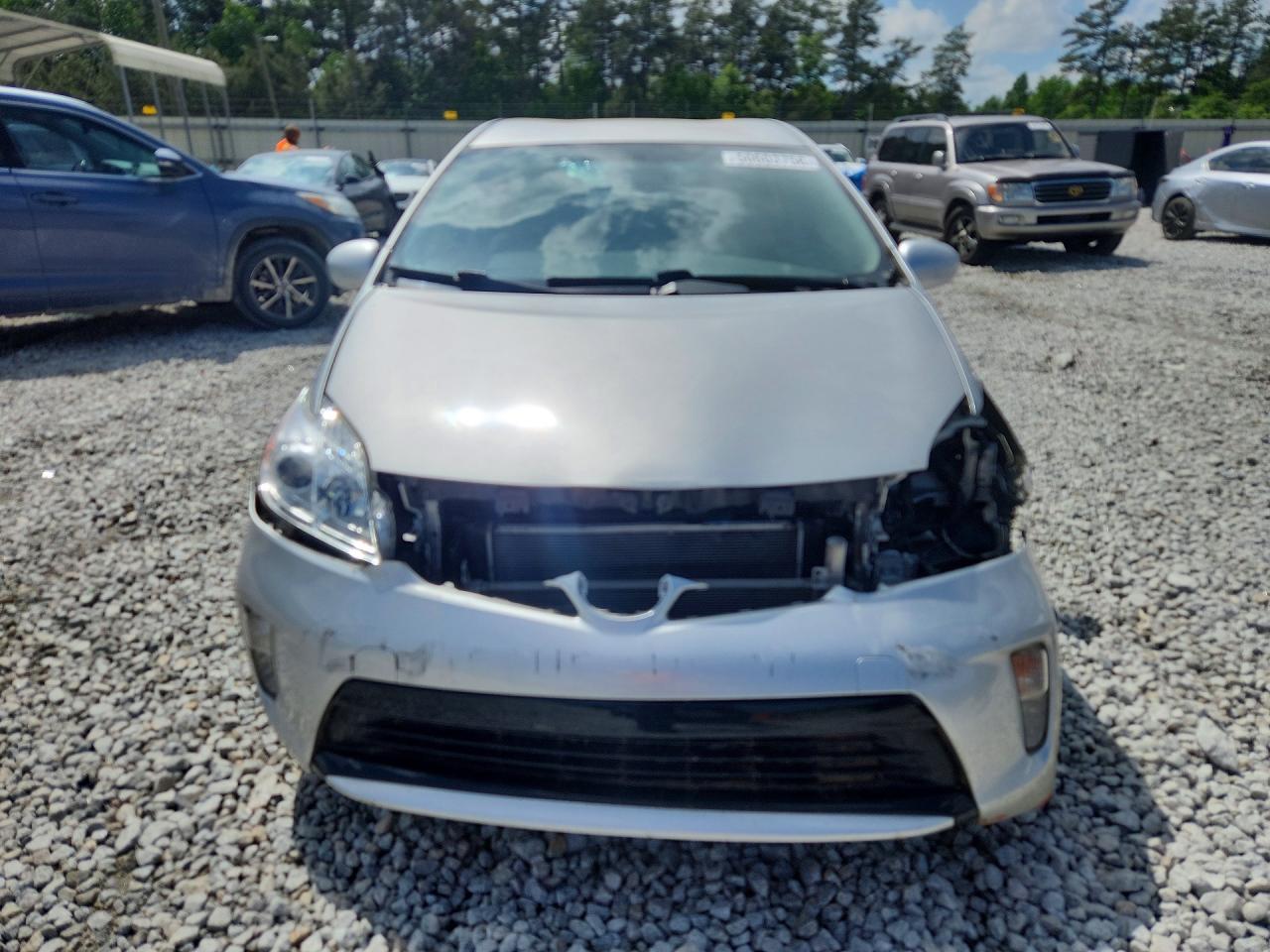 2015 TOYOTA PRIUS TWO photo 5
