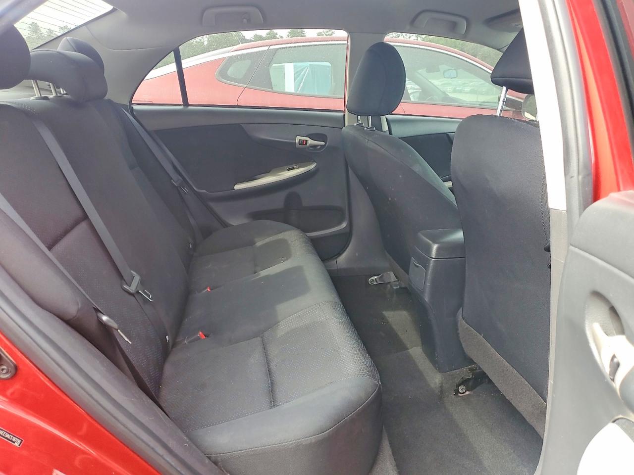 2010 TOYOTA COROLLA S photo 19