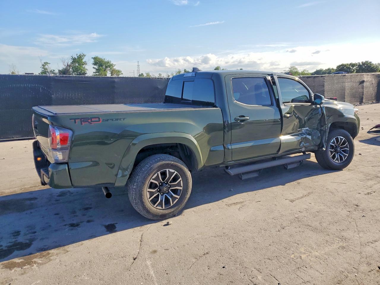 2022 TOYOTA TACOMA TRD SPORT photo 7